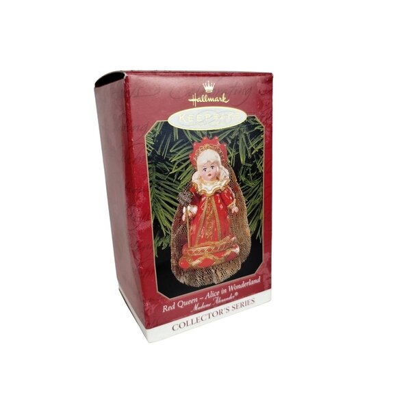 Hallmark Keepsake Ornaments Madame Alexander Red Queen Alice in Wonderland 1999 - Picture 9 of 14